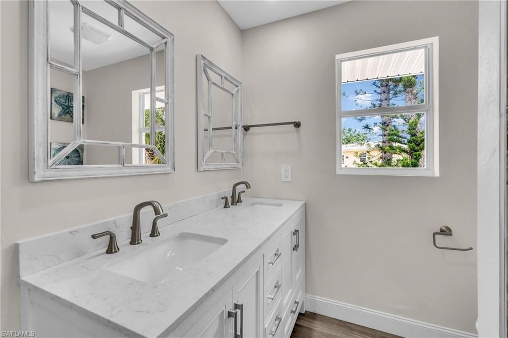 21631 Widgeon Ter, Fort Myers Beach, FL 33931 Photo