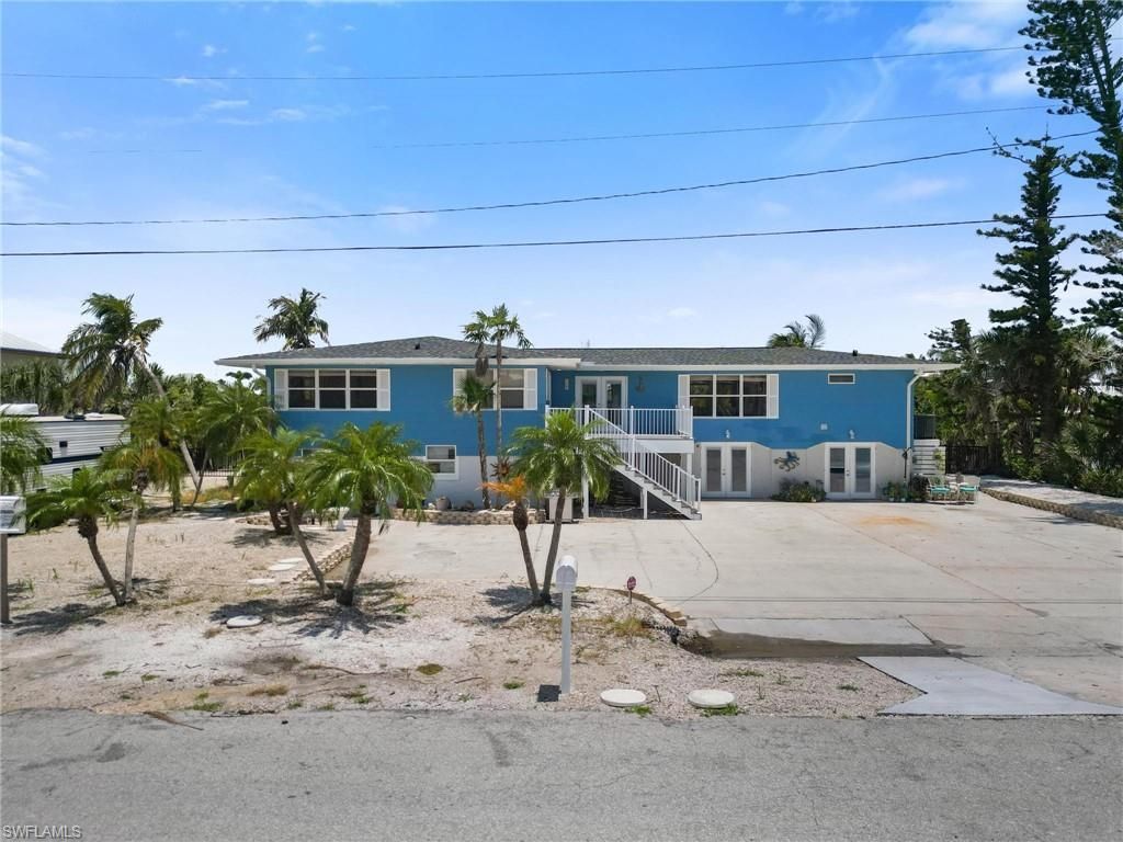 21631 Widgeon Ter, Fort Myers Beach, FL 33931 Photo