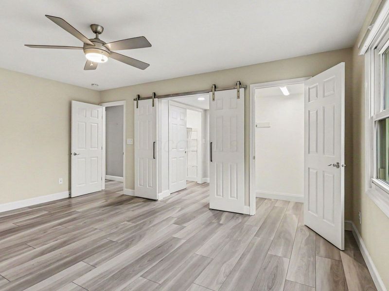 922 Chatham Lane , Unit B, Columbus, OH 43221 Photo 12