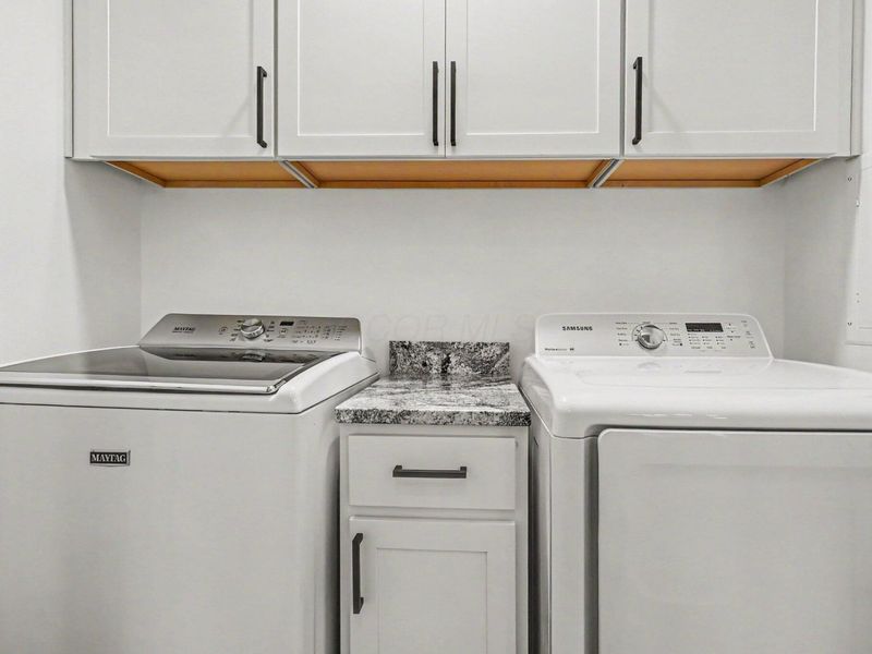 922 Chatham Lane , Unit B, Columbus, OH 43221 Photo 21
