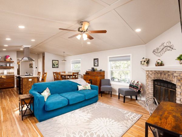511 FOREST HILL ST, Canyon Lake, TX 78133