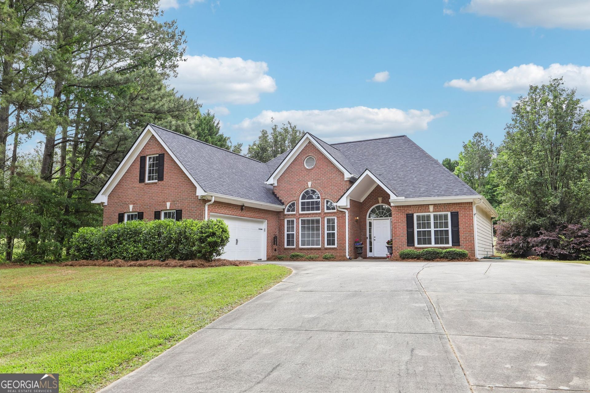 240 Crestwood, Tyrone, GA 30290 Main Photo