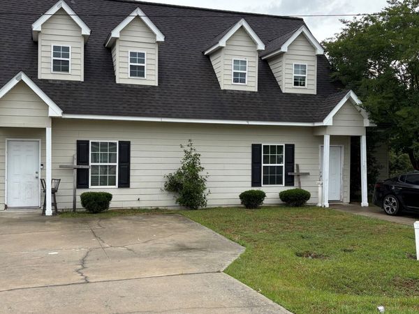 1240/1242 Suan Way, Vidalia, GA 30474