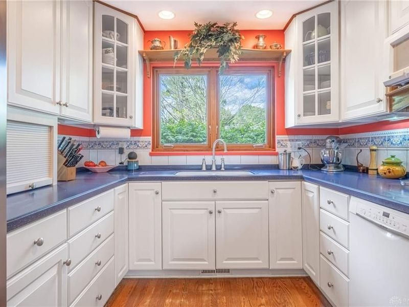 156 W Hadley Road, Oakwood, OH 45419 Photo 10