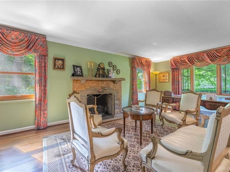 156 W Hadley Road, Oakwood, OH 45419 Photo 4