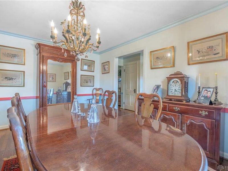 156 W Hadley Road, Oakwood, OH 45419 Photo 8