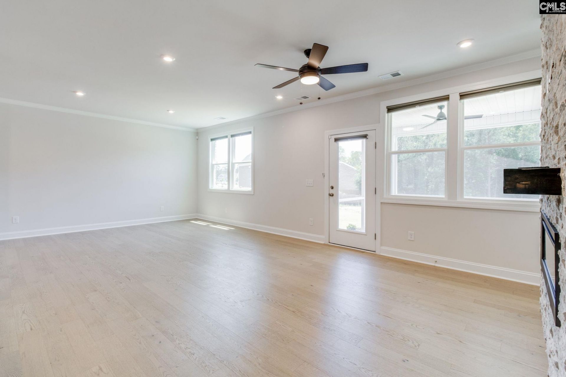 473 Rainbow Shad Way Photo 15