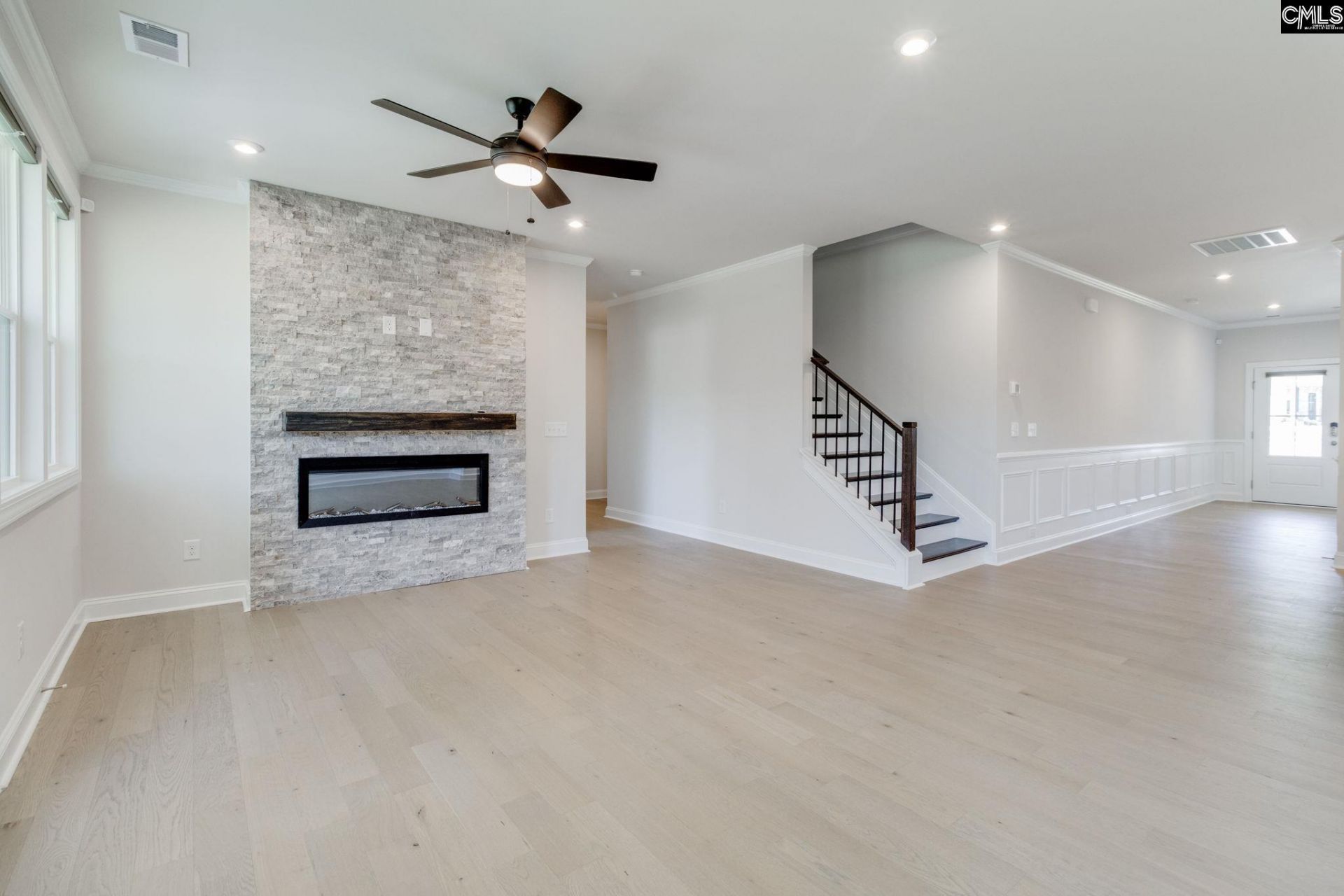 473 Rainbow Shad Way Photo 17