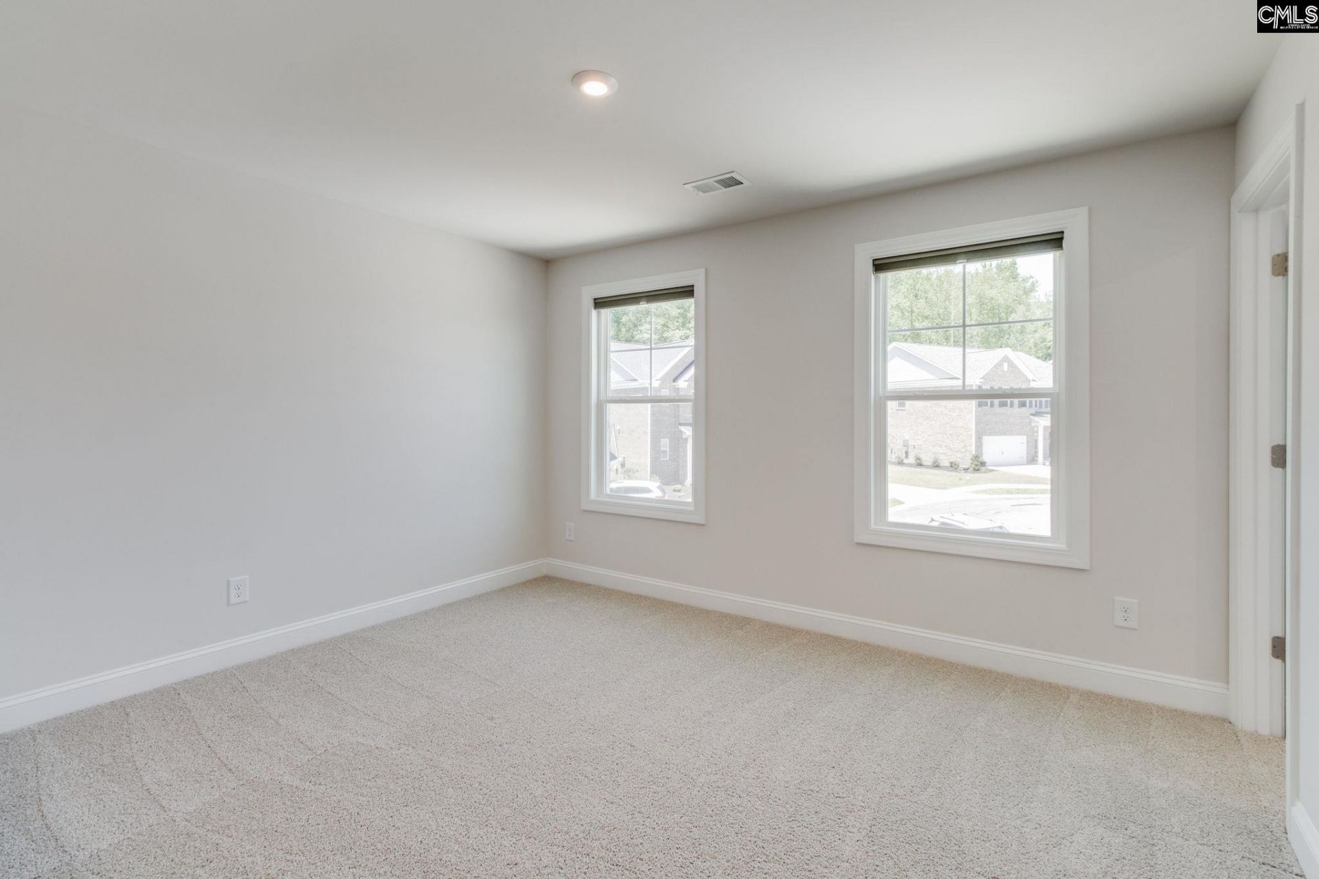 473 Rainbow Shad Way Photo 32