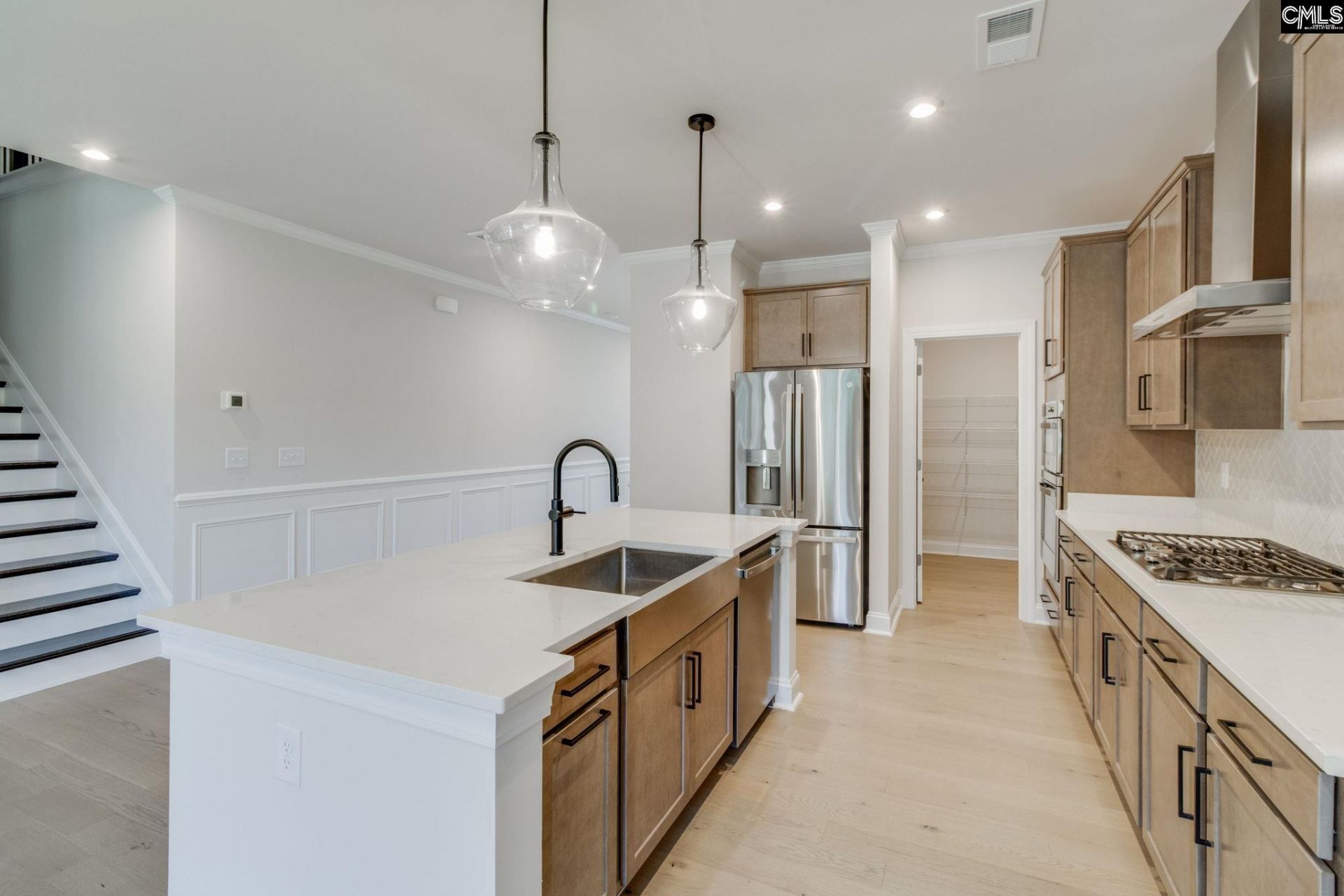 473 Rainbow Shad Way Photo 8