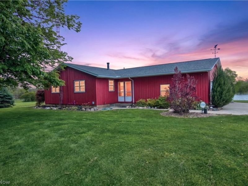 11209 Holshoe Road, Homerville, OH 44235 Photo 2