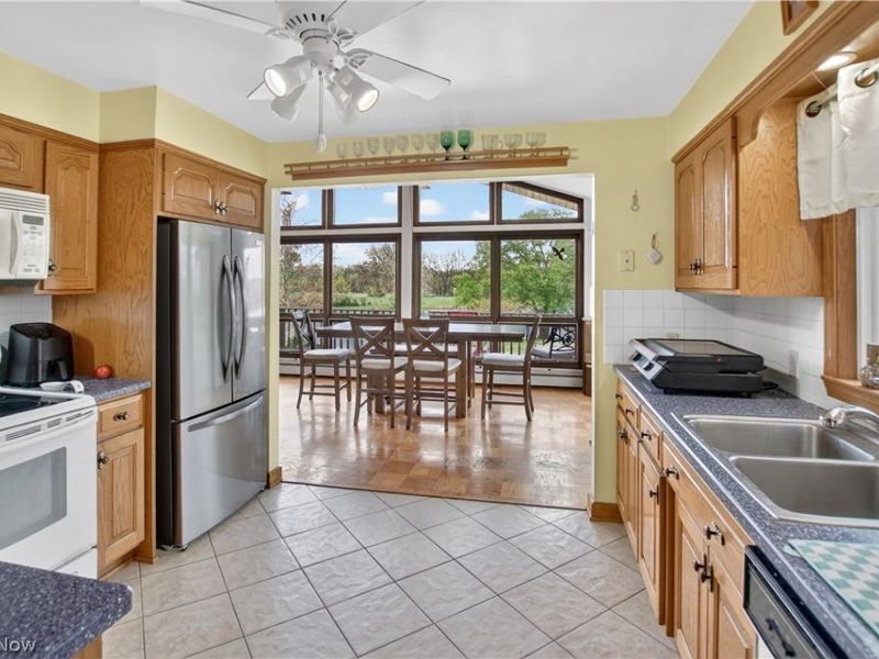 11209 Holshoe Road, Homerville, OH 44235 Photo 7