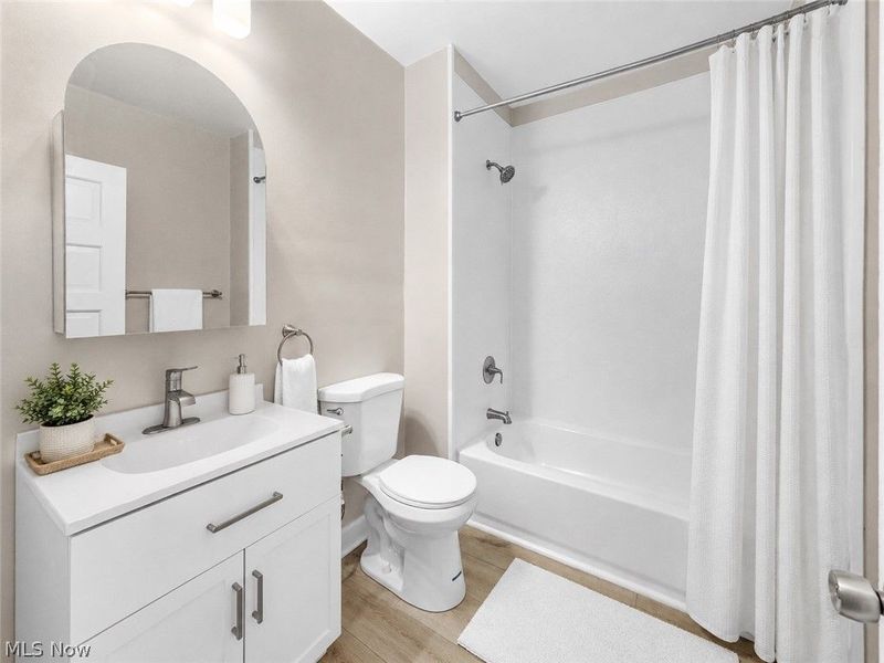 1924 W 75th Street, Cleveland, OH 44102 Photo 3