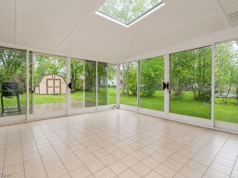 8806 Norwood Drive, Mentor, OH 44060 Photo 2