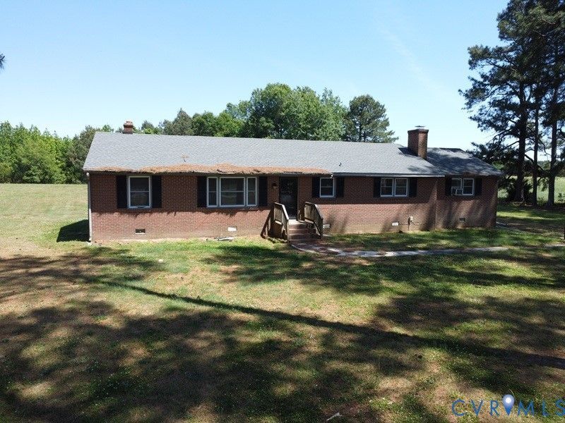 10024 S Hill Road, Kenbridge, VA 23944 Main Photo