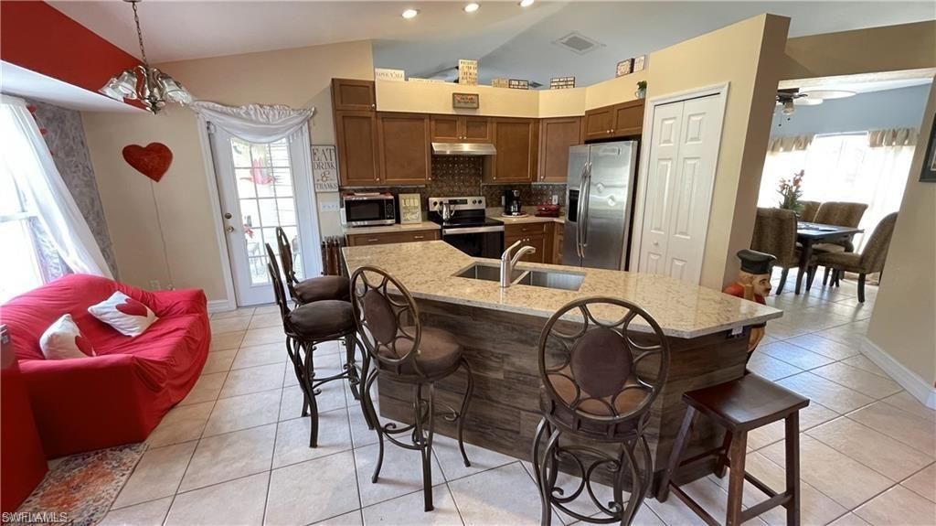 4205 27th Ave Ne, Naples, FL 34120 Photo