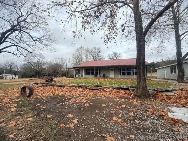 2002 Cedar Bluff Road , Fort Gibson, OK 74434