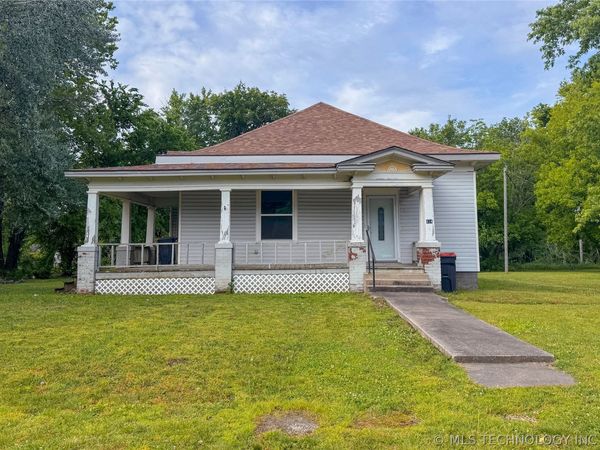 414 W 7th Street , Chelsea, OK 74016