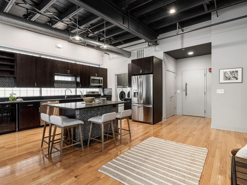 17 W 3rd Avenue, Unit 211, Columbus, OH 43201 Photo 7
