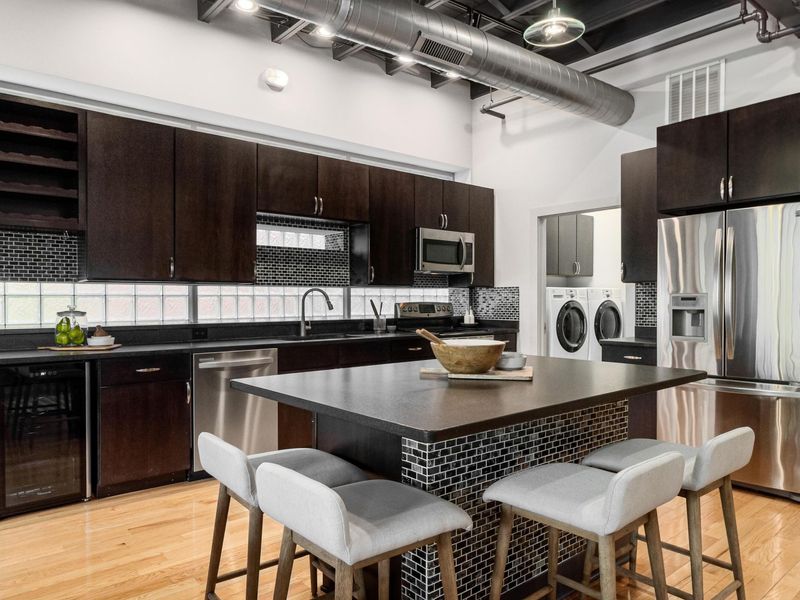 17 W 3rd Avenue, Unit 211, Columbus, OH 43201 Photo 8
