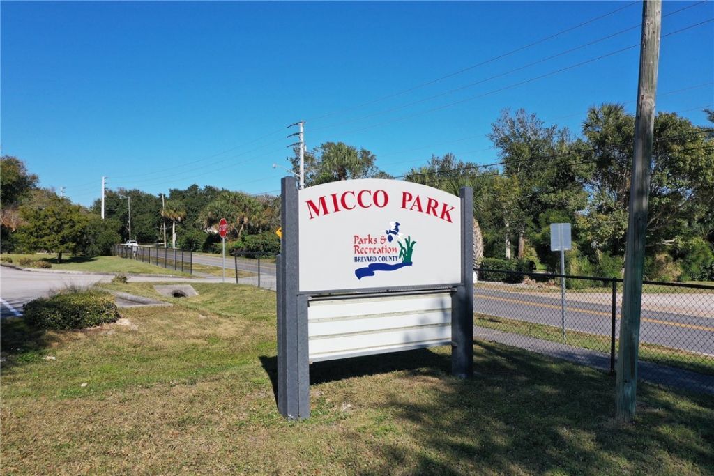 9363 Victoria Drive, Micco, FL 32976 Photo