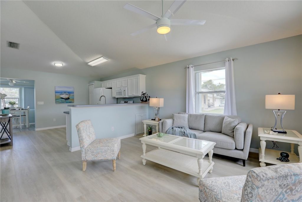9363 Victoria Drive, Micco, FL 32976 Photo