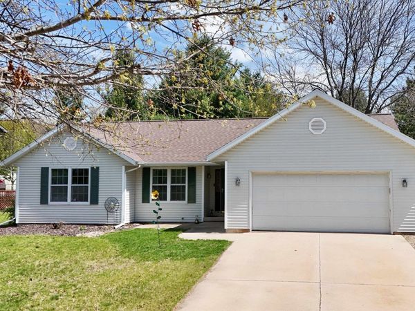 N2622 County Rd V, Lodi, WI 53555