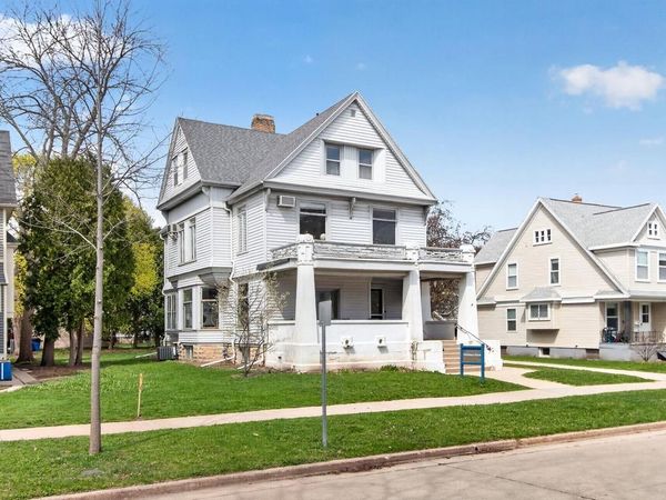 209 UNION STREET, Appleton, WI 54911