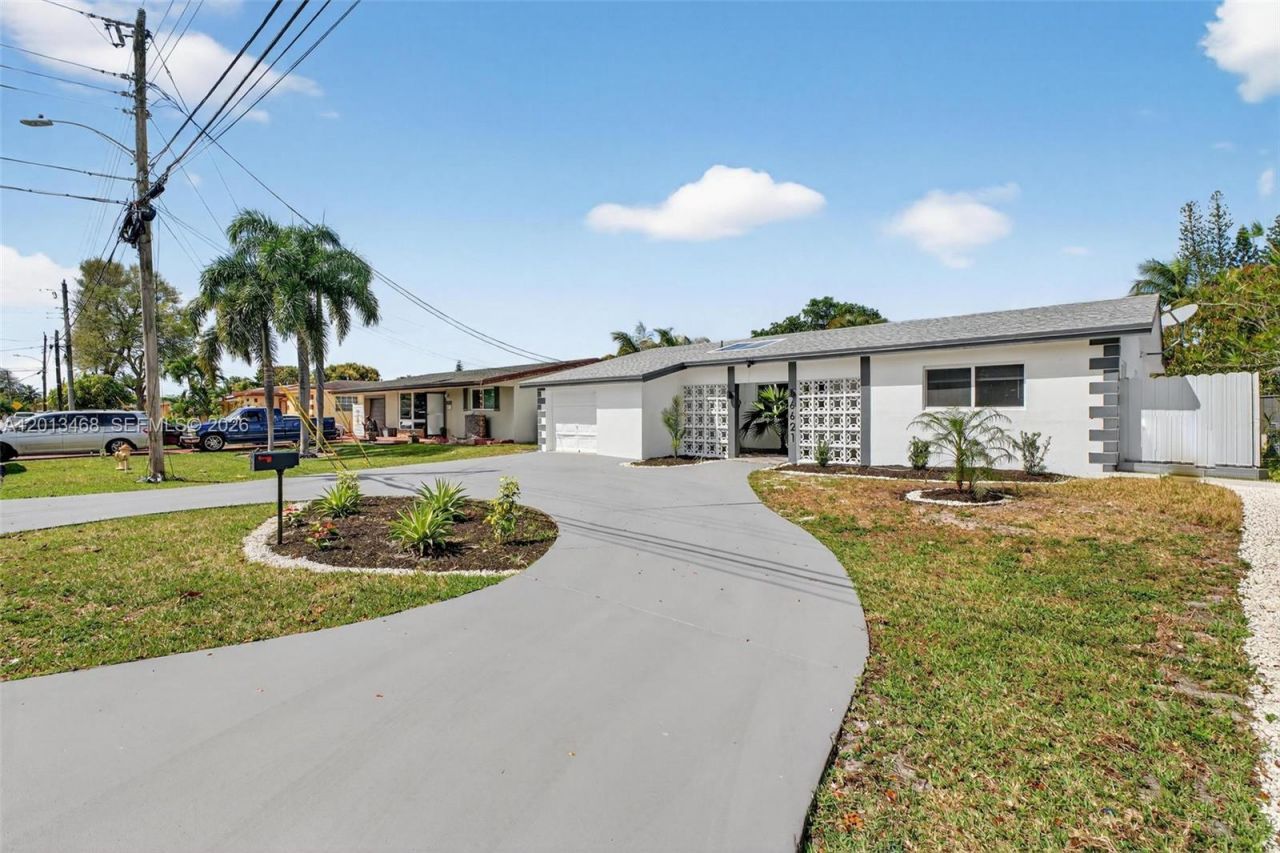 6621 Ficus Dr, Miramar, FL 33023 Photo