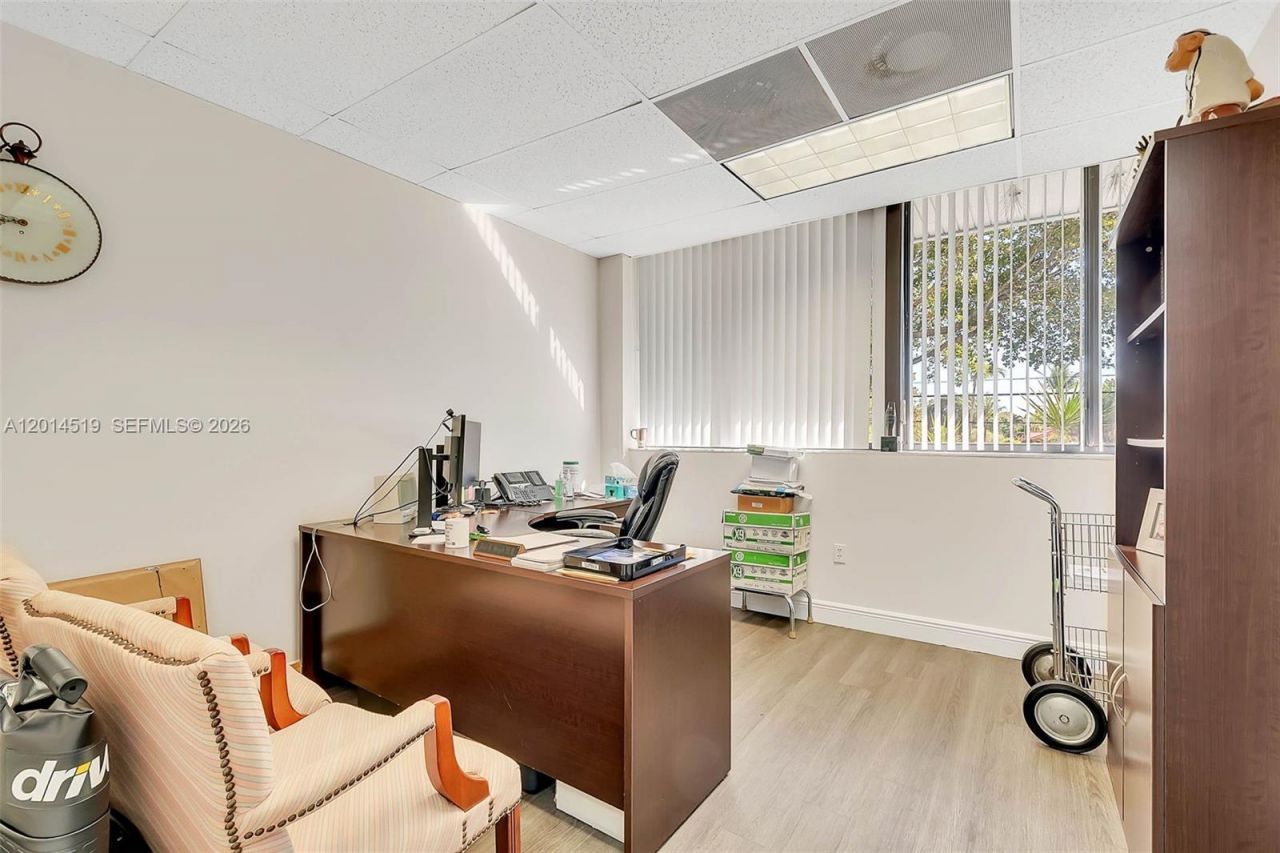 7000 SW 97th Avenue, Unit 202, Miami, FL 33173 Photo
