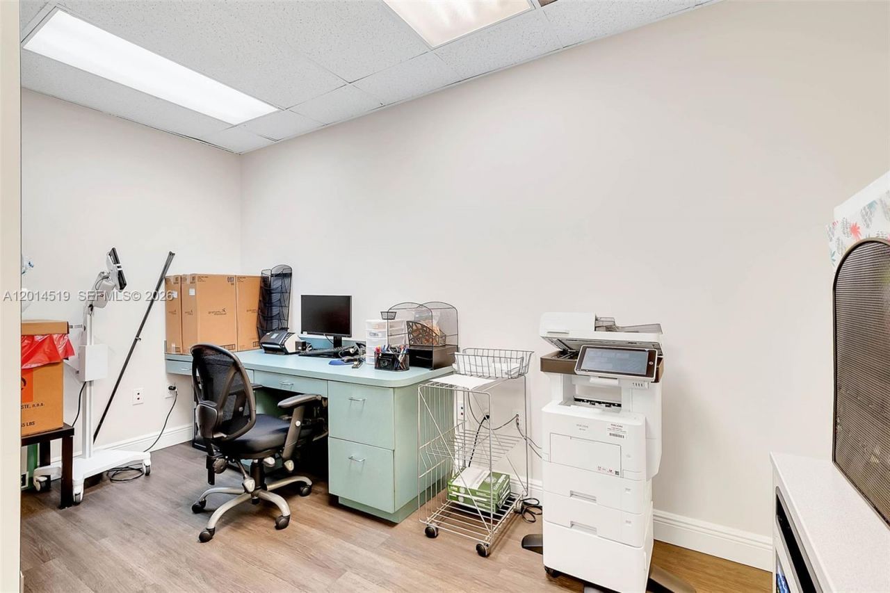 7000 SW 97th Avenue, Unit 202, Miami, FL 33173 Photo