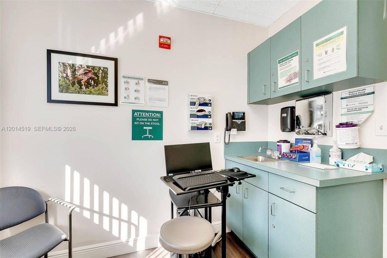 7000 SW 97th Avenue, Unit 202, Miami, FL 33173 Photo