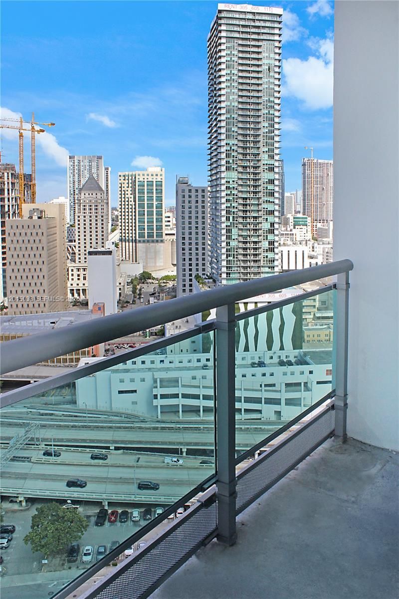 350 S Miami Ave , Unit 2713, Miami, FL 33130 Photo