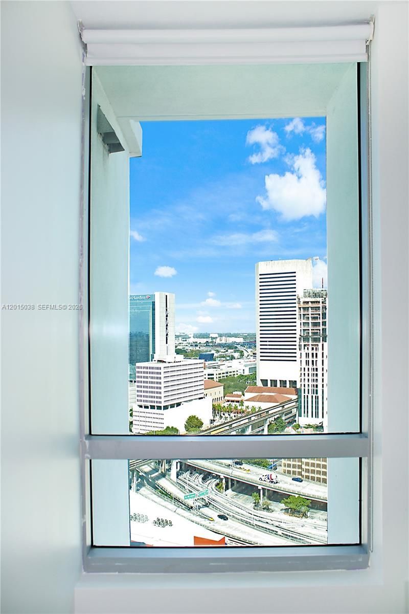 350 S Miami Ave , Unit 2713, Miami, FL 33130 Photo