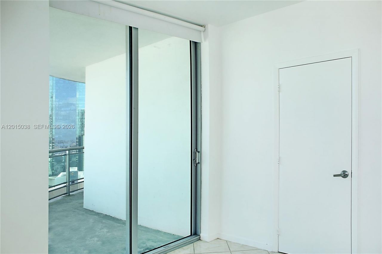 350 S Miami Ave , Unit 2713, Miami, FL 33130 Photo
