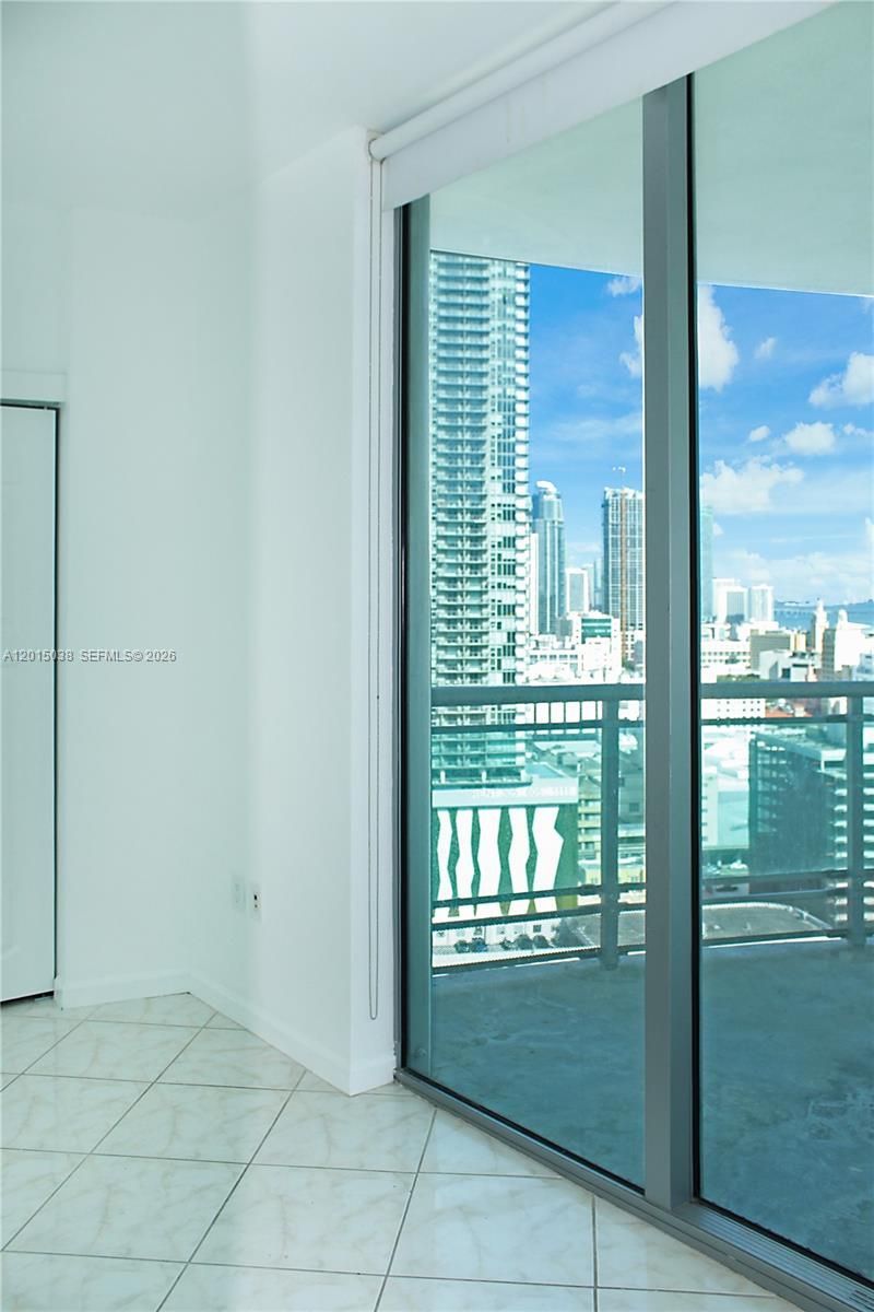 350 S Miami Ave , Unit 2713, Miami, FL 33130 Photo