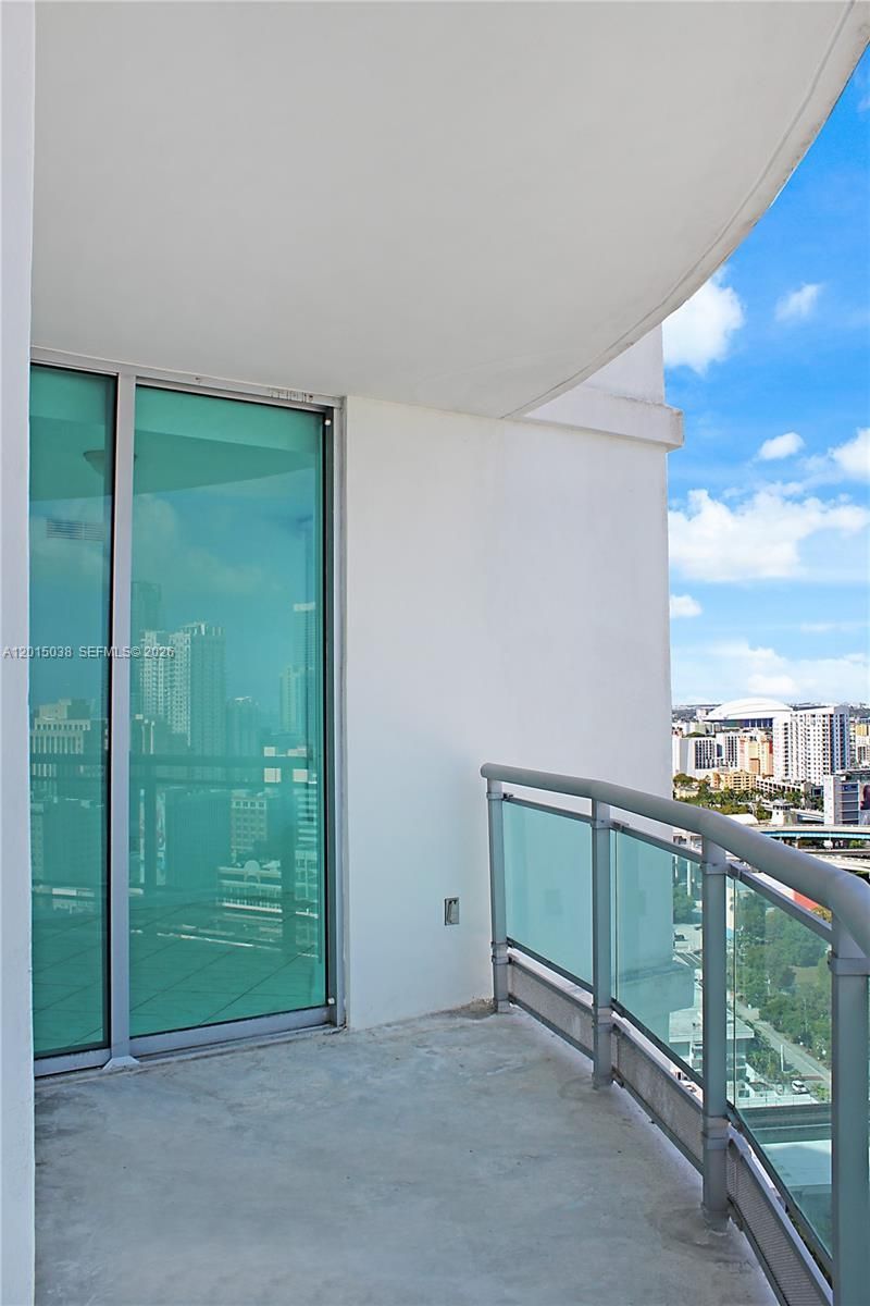350 S Miami Ave , Unit 2713, Miami, FL 33130 Photo
