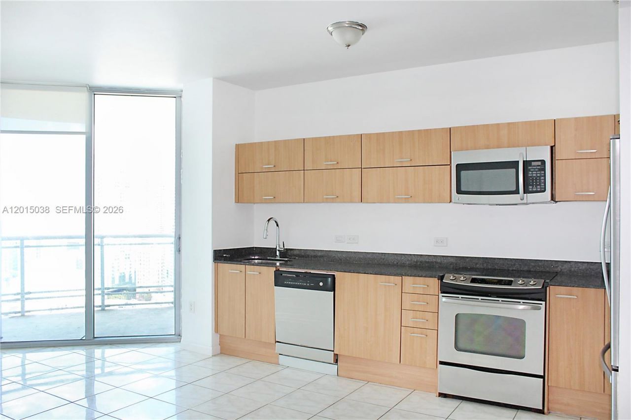 350 S Miami Ave , Unit 2713, Miami, FL 33130 Photo