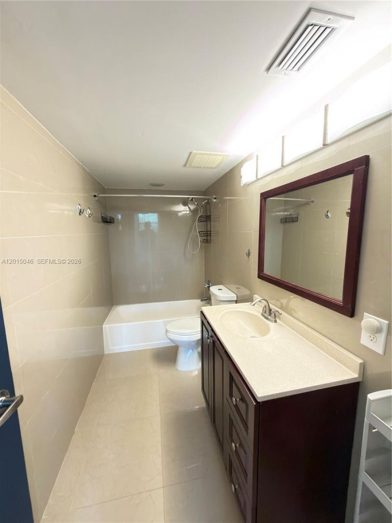 8441 Forest Hills Dr, Unit 202, Coral Springs, FL 33065 Photo