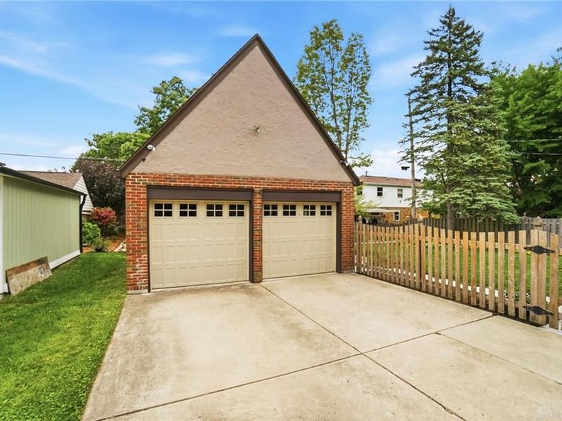317 E Dixon Avenue, Oakwood, OH 45419 Photo 63
