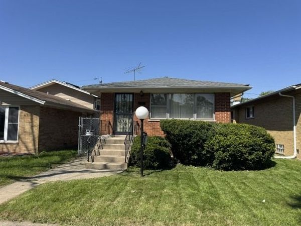 11624 S Bishop Street , Chicago, IL 60643