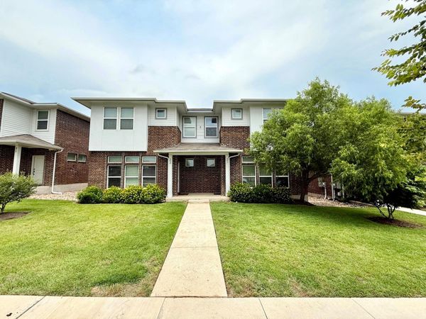 605 W South ST, Unit 21, Leander, TX 78641