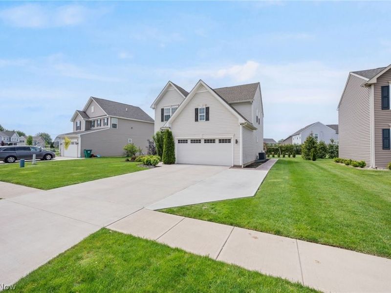 1713 Muirfield Lane, Painesville Township, OH 44077 Photo 3