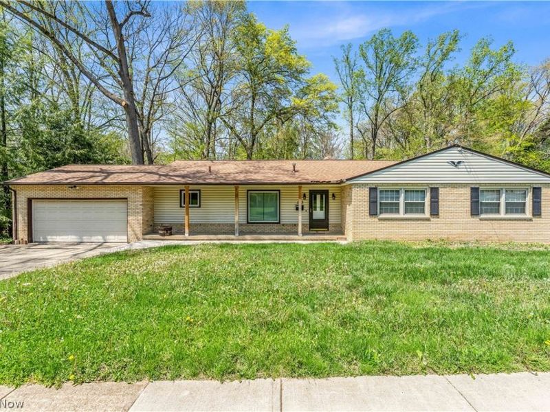 1183 Romayne Drive, Akron, OH 44313 Photo 1