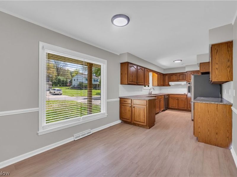 1183 Romayne Drive, Akron, OH 44313 Photo 13