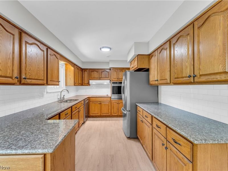 1183 Romayne Drive, Akron, OH 44313 Photo 15