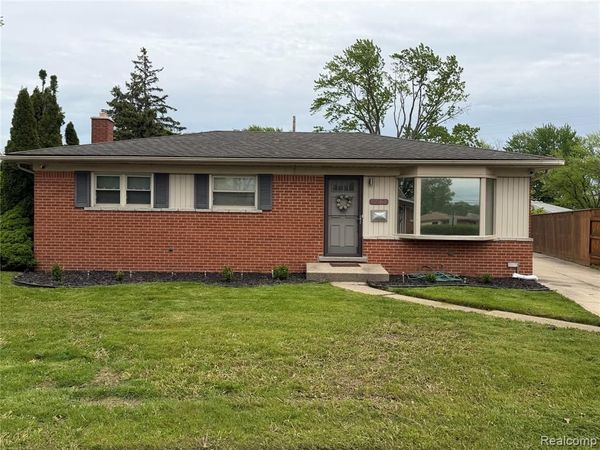 12164 Susan Avenue, Warren, MI 48093