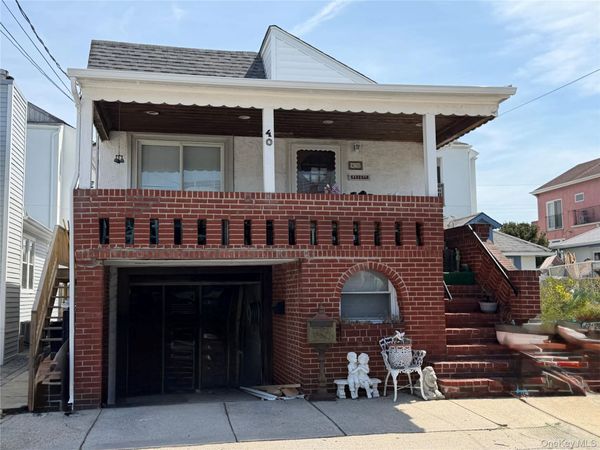 40 Oswego , Unit 1, Long Beach, NY 11561