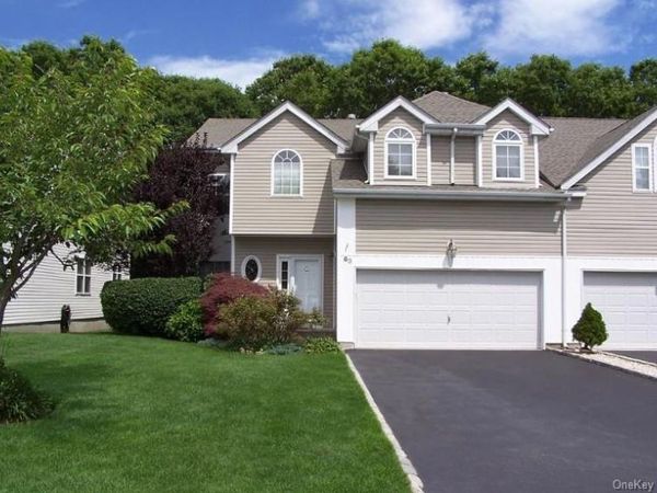 63 Sunflower Ridge Road , South Setauket, NY 11720