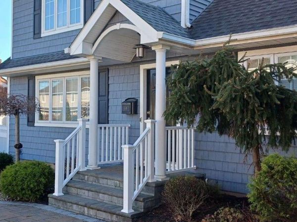 68 Neptune Avenue , West Babylon, NY 11704